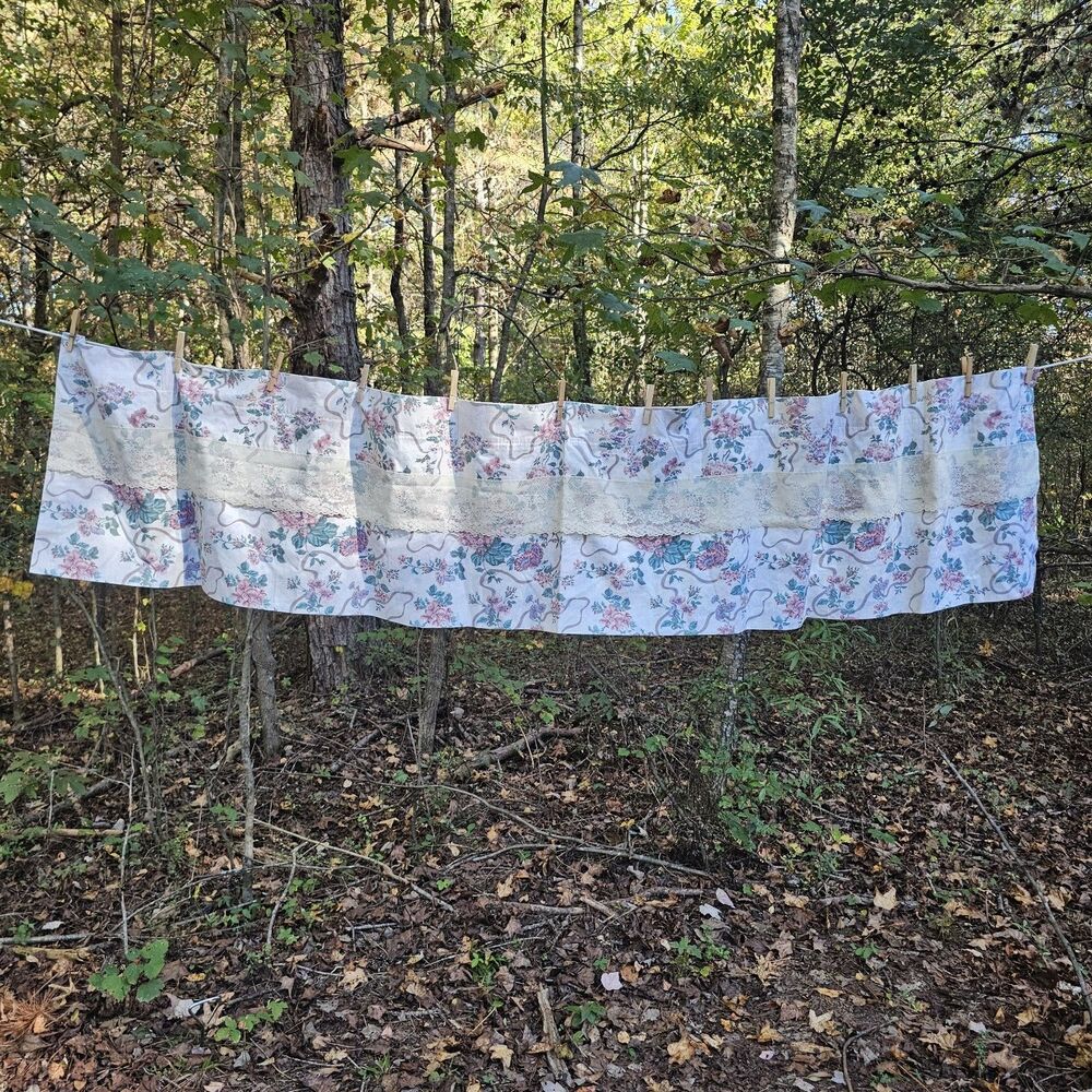 90s Vintage Croscill Floral Valance 87” Cream & Pink Ruffle Lace Elizabeth Gray